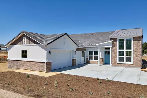 Exterior - 39127 Corte Venture, Temecula, CA 92592 photo 9 of 10