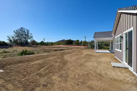 Exterior - 39127 Corte Venture, Temecula, CA 92592 photo 3 of 10