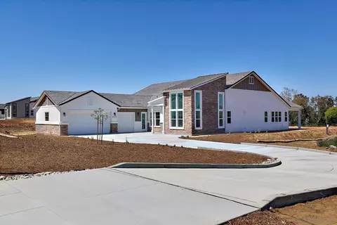 Exterior - 39127 Corte Venture, Temecula, CA 92592 photo 7 of 10