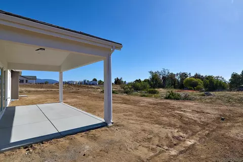 Exterior - 39127 Corte Venture, Temecula, CA 92592 photo 4 of 10