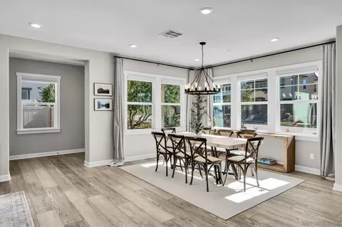 Dining - 21715 Deer Grass, Escondido, CA 92029 photo 1 of 3