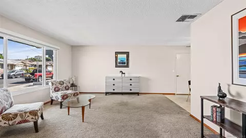 Living - 1698 Ithaca St, Chula Vista, CA 91913 photo 1 of 1
