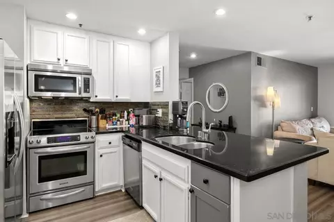 5605 Friars #308, San Diego, CA 92110