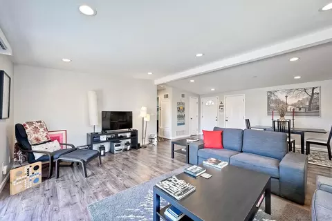 Living - 1122 Iris Ave, Imperial Beach, CA 91932 photo 4 of 5