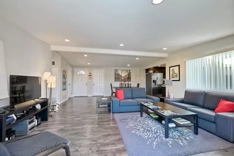 Living - 1122 Iris Ave, Imperial Beach, CA 91932 photo 5 of 5