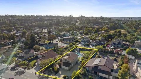 View/Area - 2724 Chestnut Ave, Carlsbad, CA 92010 photo 3 of 5