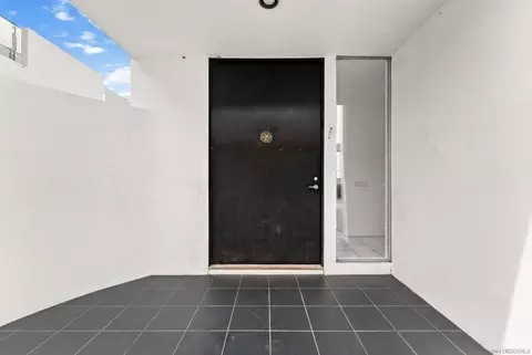 Entry Way - 1550 Bluebird Ln, La Jolla, CA 92037 photo 1 of 3