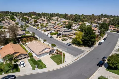 View/Area - 43765 Corte Amaya, Temecula, CA 92592 photo 2 of 3