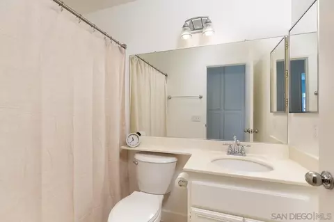 Bath - 43765 Corte Amaya, Temecula, CA 92592 photo 1 of 2