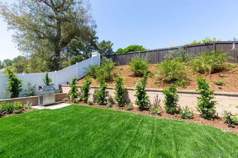 Exterior - 43765 Corte Amaya, Temecula, CA 92592 photo 7 of 18