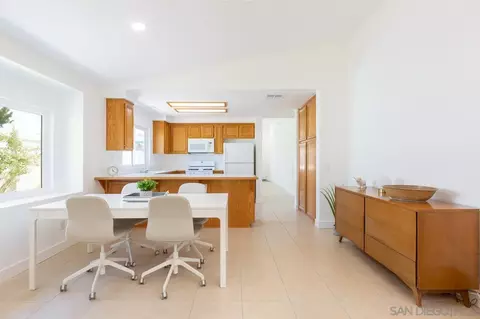 Dining - 43765 Corte Amaya, Temecula, CA 92592 photo 1 of 1