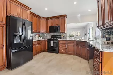 Kitchen - 10459 Santana St, Santee, CA 92071 photo 2 of 3