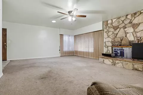 Living - 8420 Wenatchee Ave, El Cajon, CA 92021 photo 2 of 2