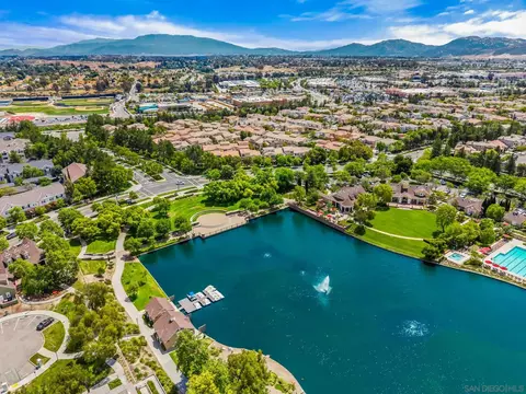 View/Area - 28922 Newport Rd, Temecula, CA 92591 photo 12 of 14