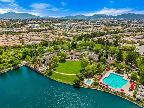 View/Area - 28922 Newport Rd, Temecula, CA 92591 photo 11 of 14