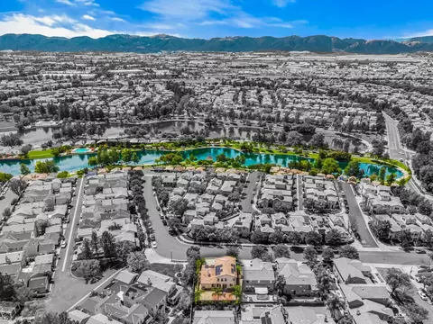 View/Area - 28922 Newport Rd, Temecula, CA 92591 photo 6 of 14