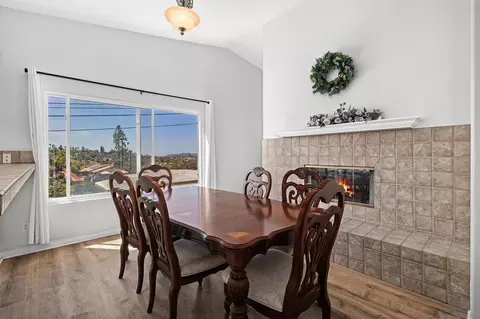 Dining - 9350 Golondrina Dr, La Mesa, CA 91941 photo 2 of 2