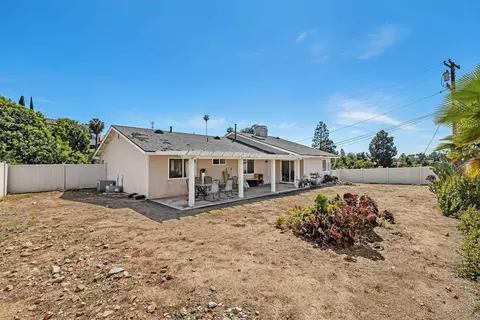 Exterior - 9350 Golondrina Dr, La Mesa, CA 91941 photo 5 of 7