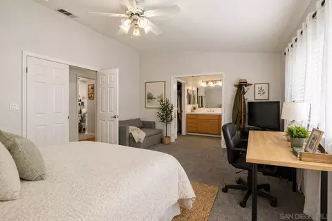 Bedroom - 9350 Golondrina Dr, La Mesa, CA 91941 photo 1 of 7