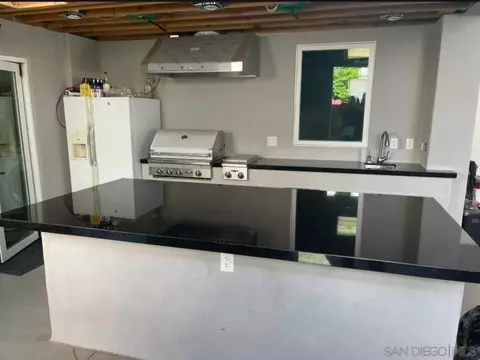 4169 Vista Grande Dr, San Diego, CA 92115