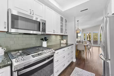 Kitchen - 7941 Calle Madrid, Carlsbad, CA 92009 photo 2 of 3
