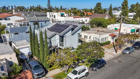 View/Area - 911 9th St, Coronado, CA 92118 photo 2 of 10