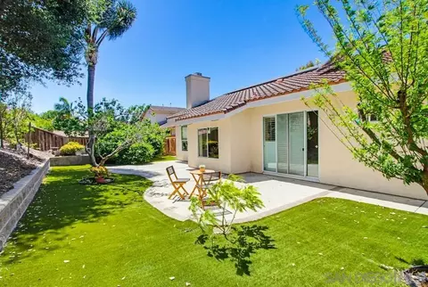 Exterior - 5101 Palmera Dr, Oceanside, CA 92056 photo 2 of 6