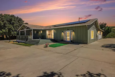 10442 Boulder Creek Rd, Descanso, CA 91916