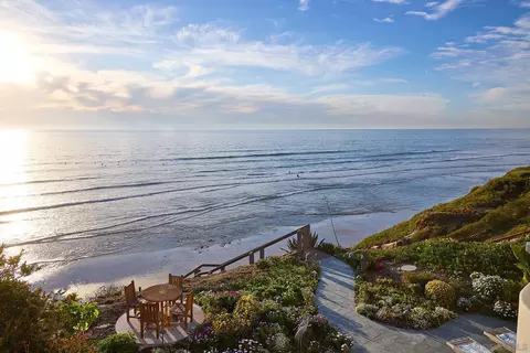 View/Area - 1630 Neptune Ave, Encinitas, CA 92024 photo 7 of 8