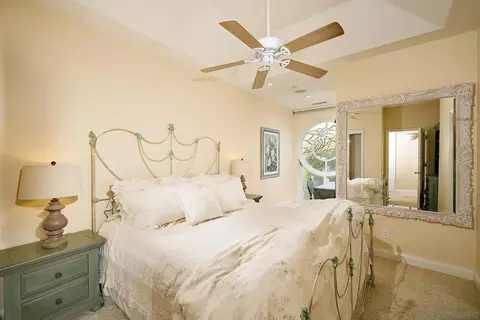 Bedroom - 1630 Neptune Ave, Encinitas, CA 92024 photo 4 of 4