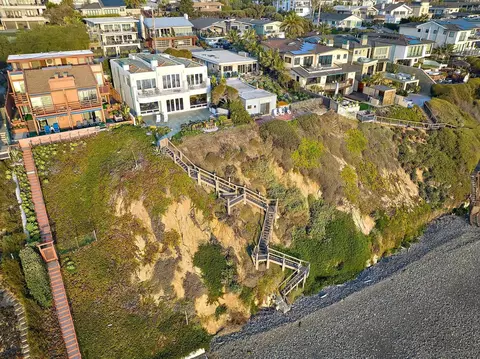 View/Area - 1630 Neptune Ave, Encinitas, CA 92024 photo 4 of 8