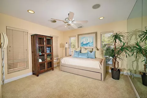 Bedroom - 1630 Neptune Ave, Encinitas, CA 92024 photo 3 of 4