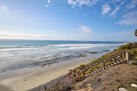 View/Area - 1630 Neptune Ave, Encinitas, CA 92024 photo 3 of 8
