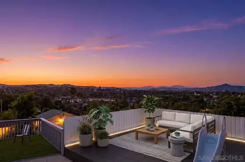 654 Schafer Pl, Escondido, CA 92025