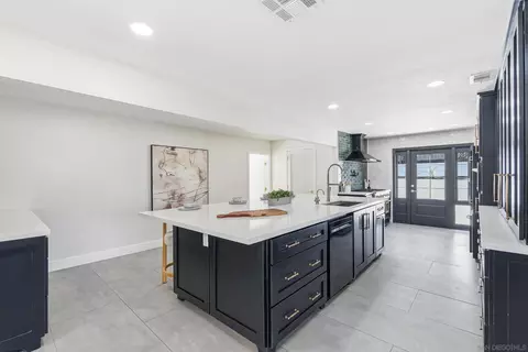 Kitchen - 9632 Cambury Dr, Santee, CA 92071 photo 2 of 4