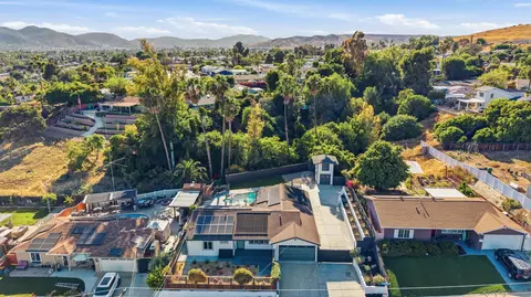 View/Area - 9632 Cambury Dr, Santee, CA 92071 photo 2 of 6