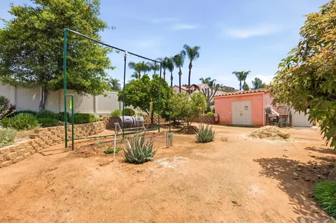 Exterior - 8850 Summerhill Pt, Alpine, CA 91901 photo 18 of 22