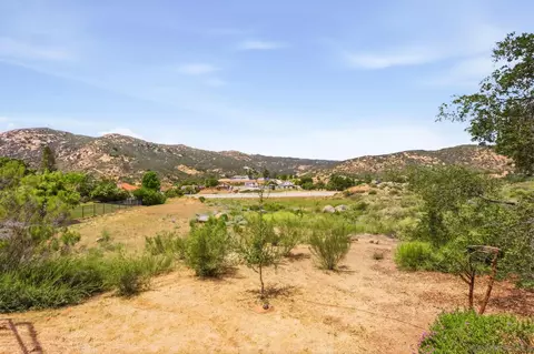 Exterior - 8850 Summerhill Pt, Alpine, CA 91901 photo 17 of 22