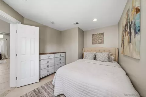 Bedroom - 44780 Corte Sanchez, Temecula, CA 92592 photo 2 of 5