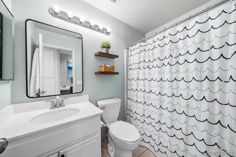 Bath - 44780 Corte Sanchez, Temecula, CA 92592 photo 2 of 4