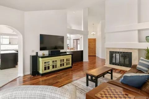 16504 Calle Pulido, San Diego, CA 92128