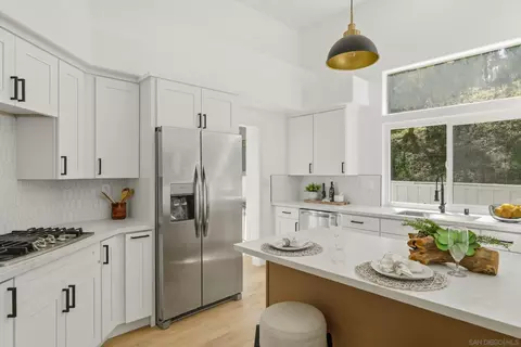 Kitchen - 4981 Marin Dr, Oceanside, CA 92056 photo 6 of 6