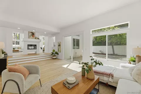 Living - 4981 Marin Dr, Oceanside, CA 92056 photo 5 of 8