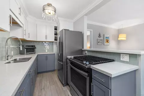 2050-2052 Balboa Ave, San Diego, CA 92109