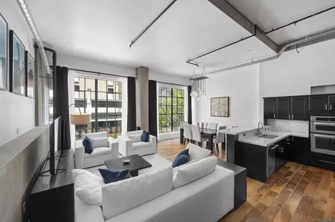 350 11th Ave #341, San Diego, CA 92101