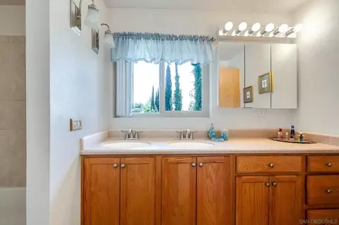 Bath - 1550 Pepper Dr, El Cajon, CA 92021 photo 2 of 7