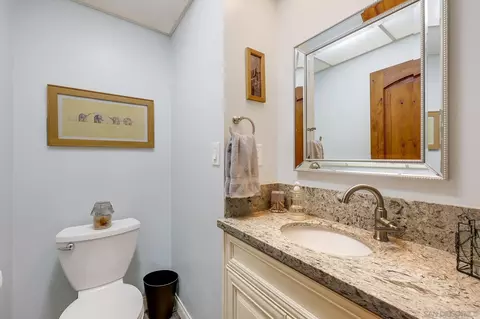 Bath - 1550 Pepper Dr, El Cajon, CA 92021 photo 5 of 7