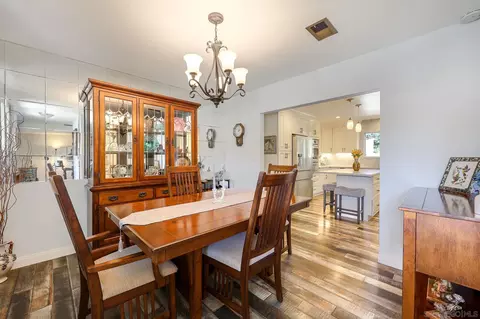Dining - 1550 Pepper Dr, El Cajon, CA 92021 photo 2 of 3