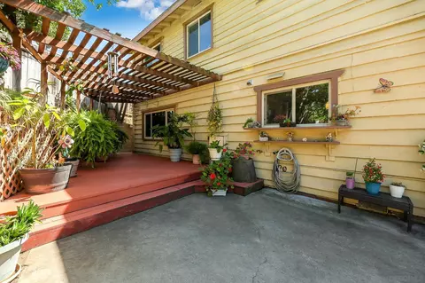 Exterior - 1550 Pepper Dr, El Cajon, CA 92021 photo 10 of 19