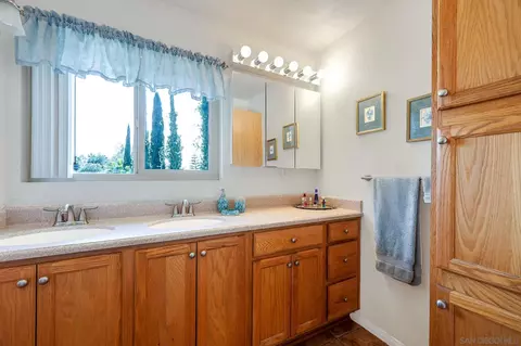 Bath - 1550 Pepper Dr, El Cajon, CA 92021 photo 1 of 7